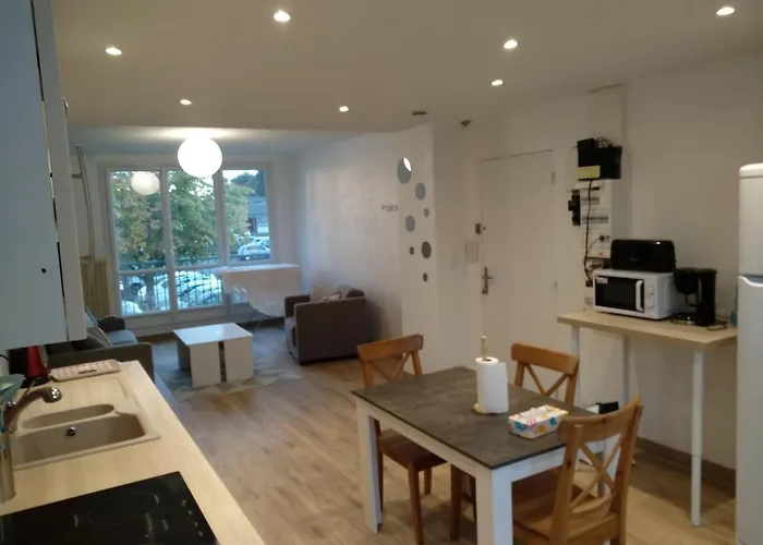 Nouveau! 80m2 Neuf Avec 3 Belles * Tours